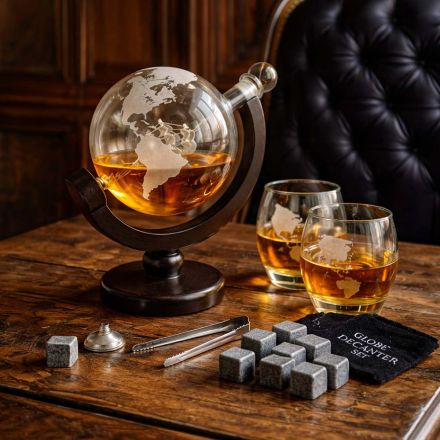 Globe-decanter-hoofd