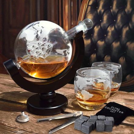 Globe-decanter-hoofd