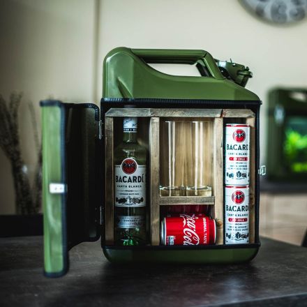 Jerrycan-whisky-bar